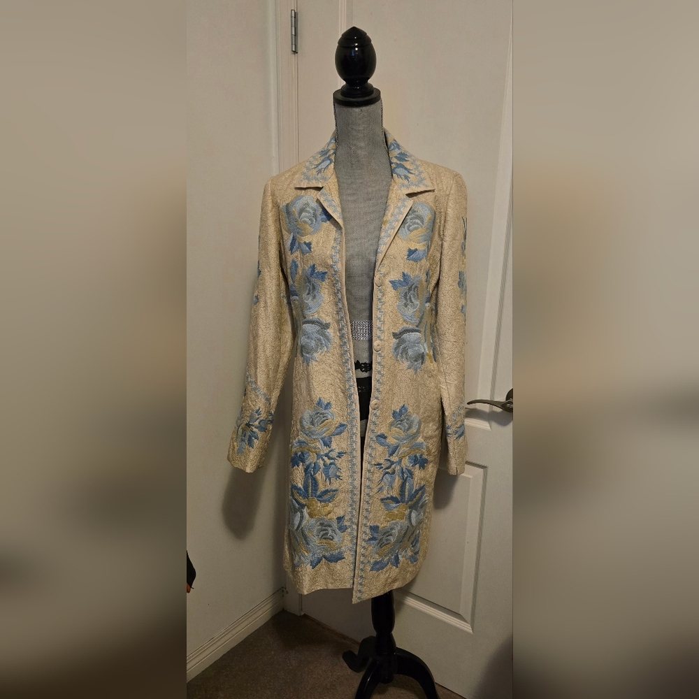 Johnny Was (Biya Collection) Elegant Floral Embroidered Silk Coat